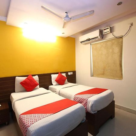 Oyo 17375 My Place Kondapur Hicc 하이데라바드 외부 사진