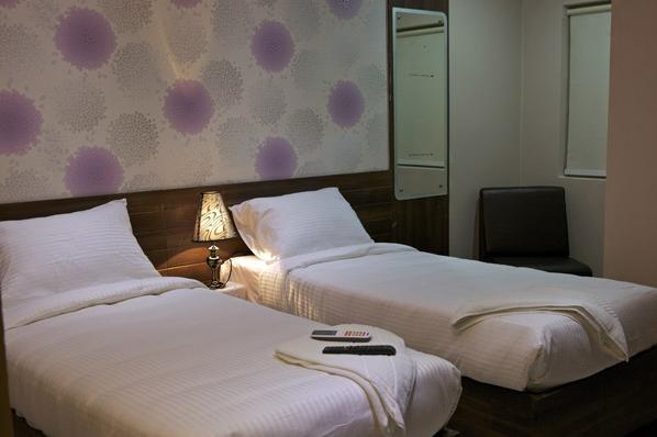 Oyo 17375 My Place Kondapur Hicc 하이데라바드 외부 사진