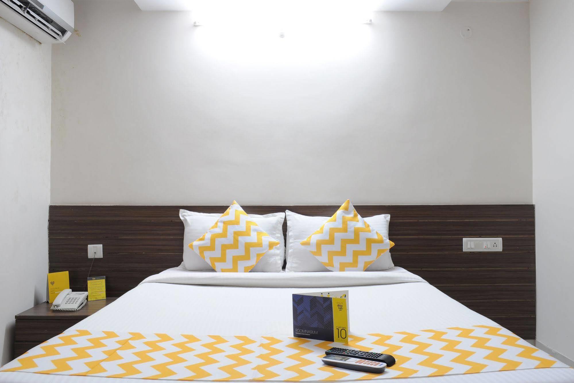 Oyo 17375 My Place Kondapur Hicc 하이데라바드 외부 사진
