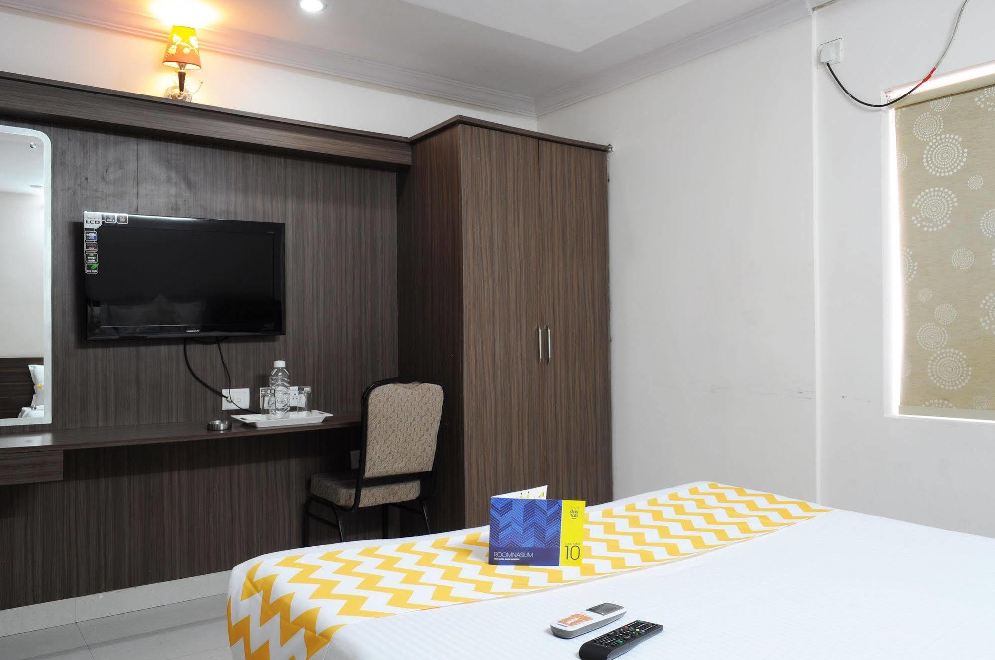 Oyo 17375 My Place Kondapur Hicc 하이데라바드 외부 사진