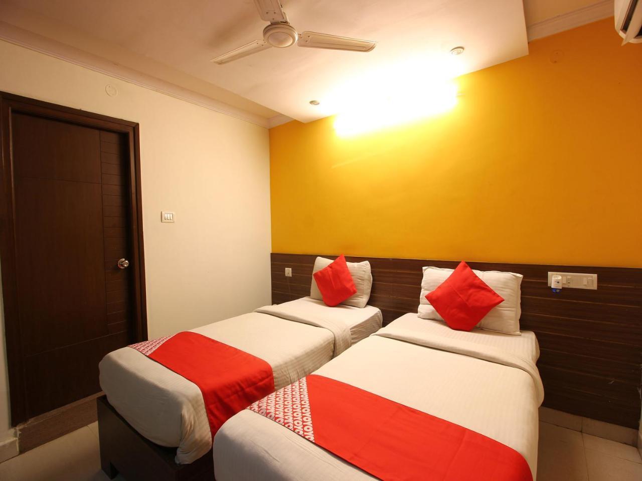 Oyo 17375 My Place Kondapur Hicc 하이데라바드 외부 사진