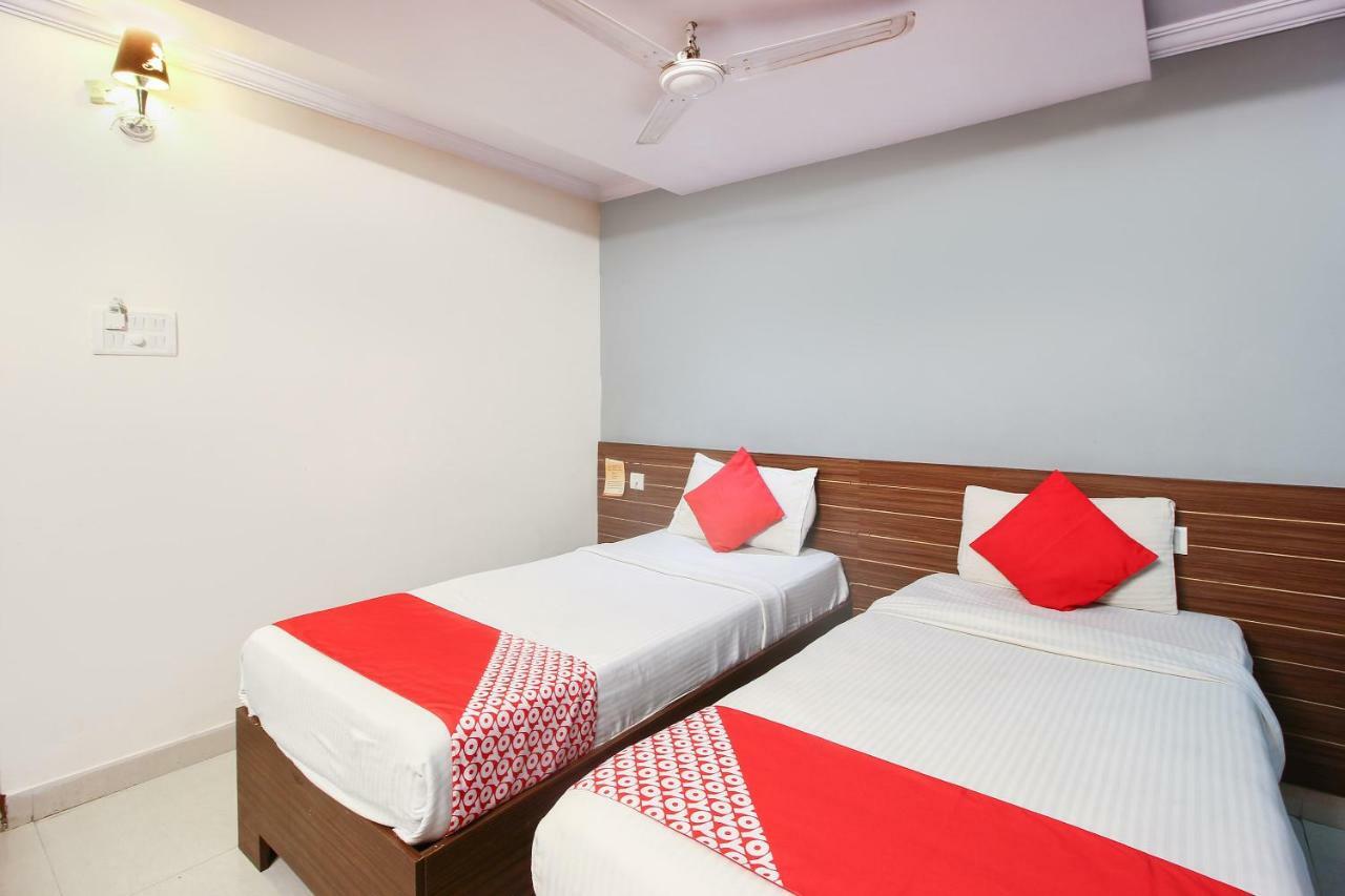 Oyo 17375 My Place Kondapur Hicc 하이데라바드 외부 사진