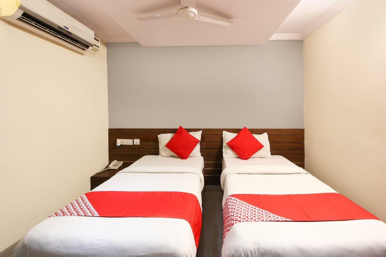 Oyo 17375 My Place Kondapur Hicc 하이데라바드 외부 사진
